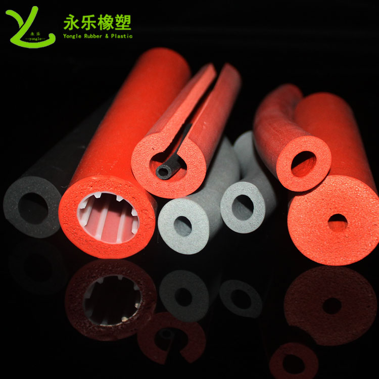硅膠發(fā)泡管，耐高溫發(fā)泡硅膠管，保溫發(fā)泡硅膠管
