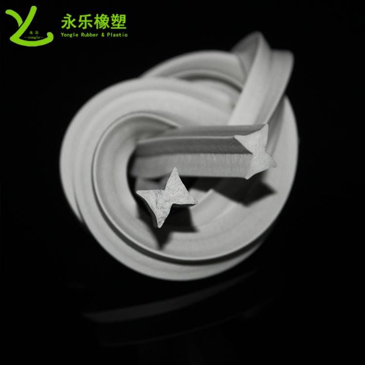 硅膠泡棉膠條，阻燃硅膠泡棉膠條，耐高溫發(fā)泡硅膠條