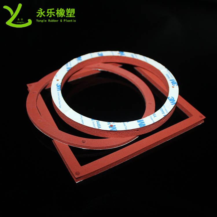 定制模壓發(fā)泡硅膠墊，無(wú)氣味模壓發(fā)泡硅膠墊，耐高溫模壓發(fā)泡硅膠墊