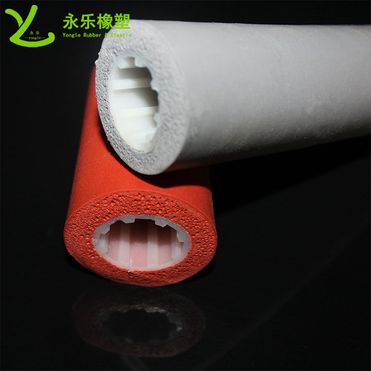 復合發(fā)泡硅膠管，耐高溫發(fā)泡硅膠管，保溫發(fā)泡硅膠管