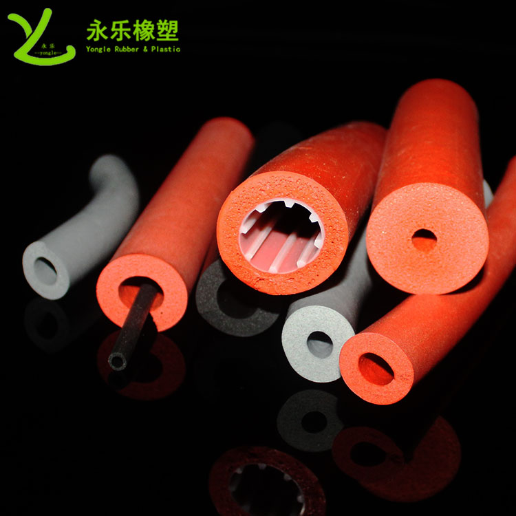 硅膠發(fā)泡管，耐高溫發(fā)泡硅膠管，保溫發(fā)泡硅膠管