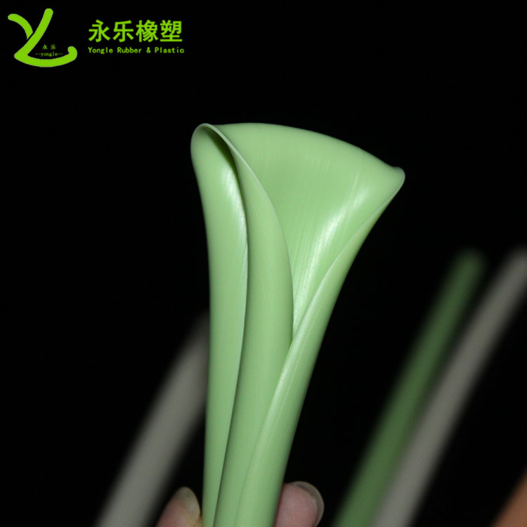 硅膠吸管，擠出異形硅膠吸管，食品級硅膠吸管