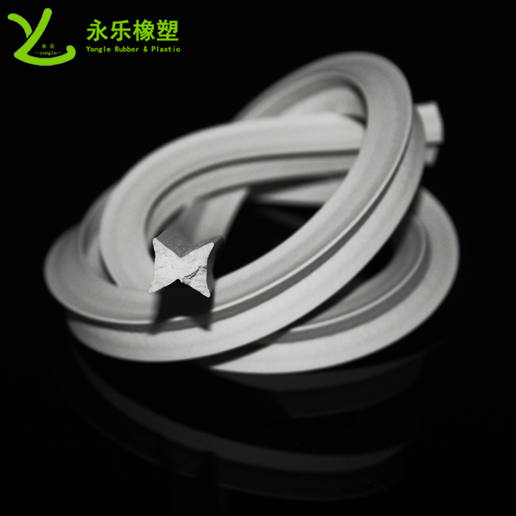 硅膠泡棉膠條，阻燃硅膠泡棉膠條，耐高溫發(fā)泡硅膠條